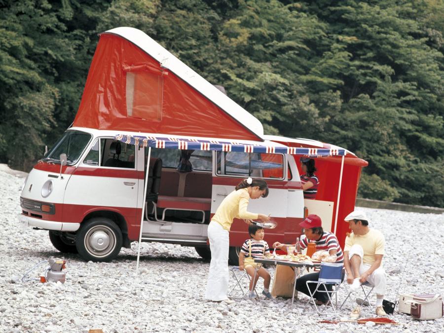  Mitsubishi Delica Coach 1969 года  (фото 2 из 6)